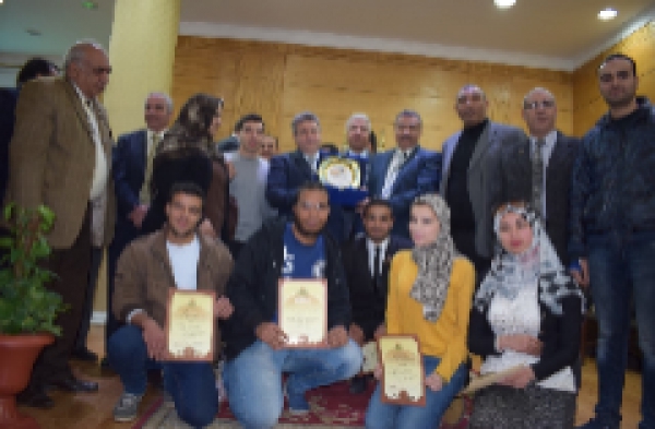 Benha University&#039;s leaders Council Honors the Winning Students in the Young Researchers Conference