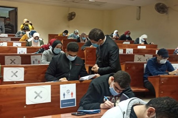 In the Evening Tour: El Gizawy inspects the 1st Semester Exams at Faculties